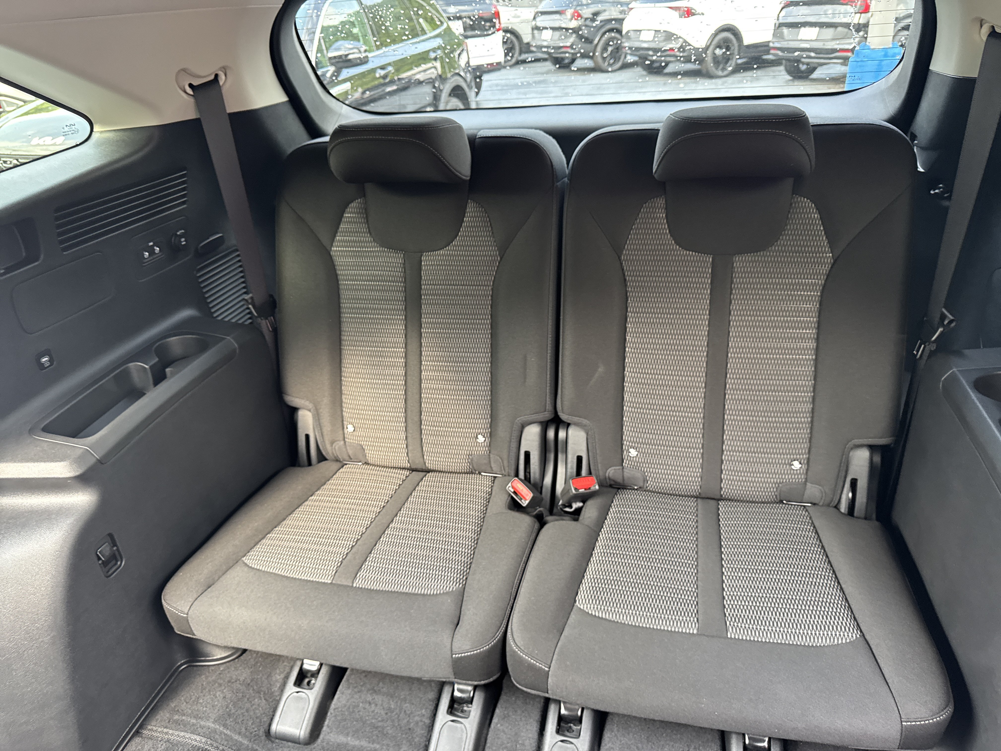 New 2026 Kia Sorento LX FWD image 28