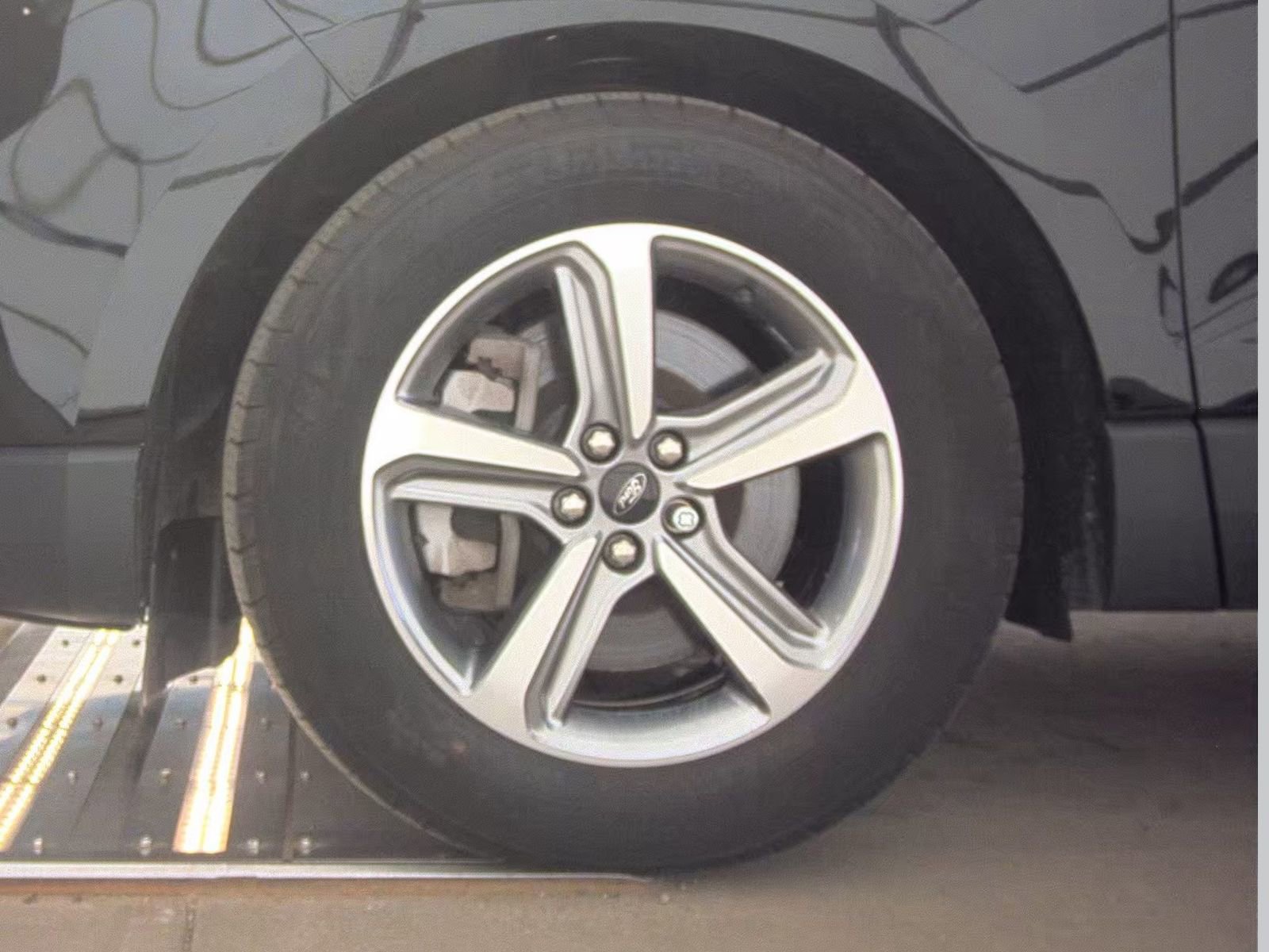 Used 2024 Ford Edge SEL w/ Convenience Package AWD/4WD image 9