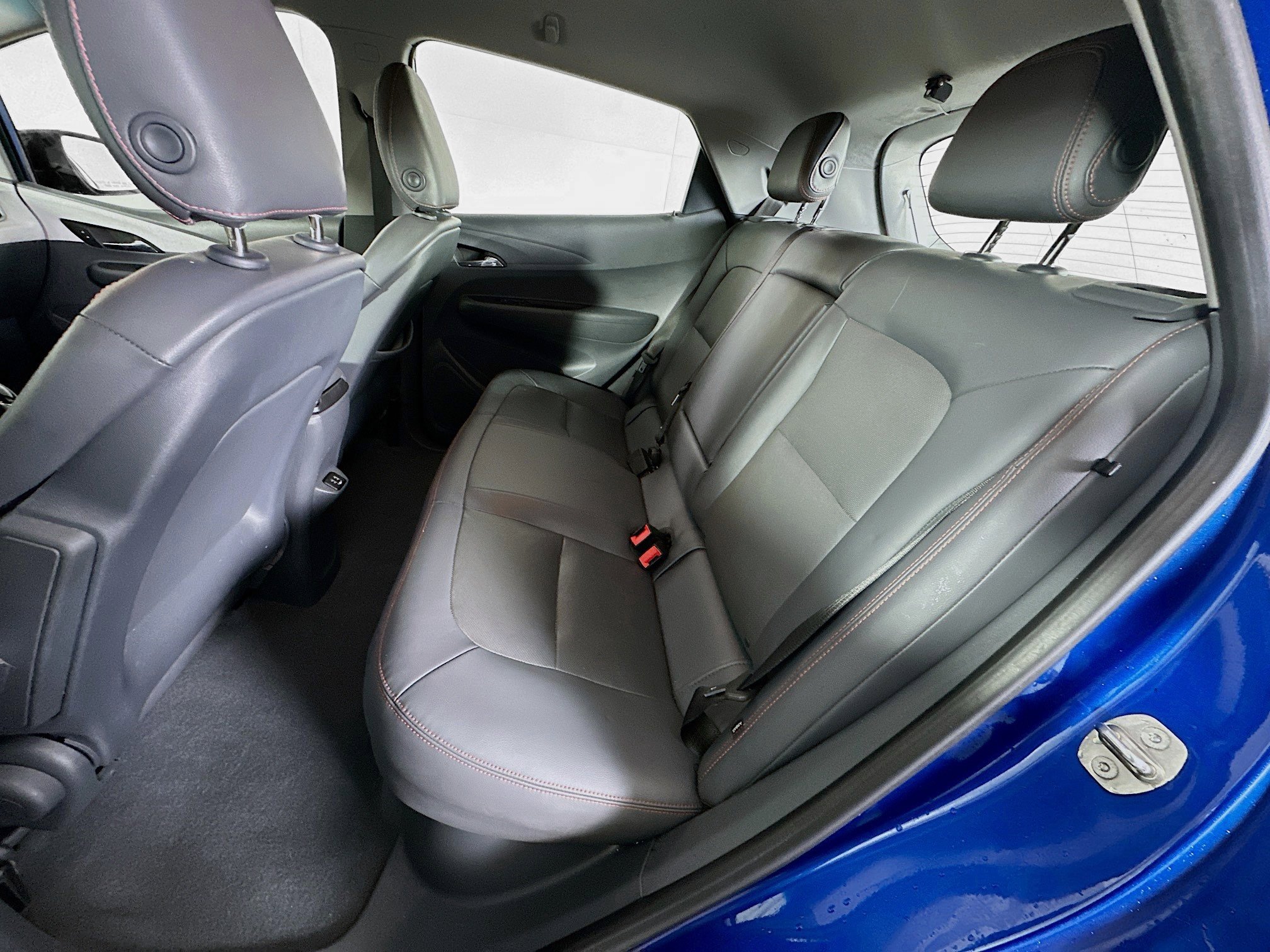 Used 2017 Chevrolet Bolt Premier w/ Driver Confidence II Package image 25