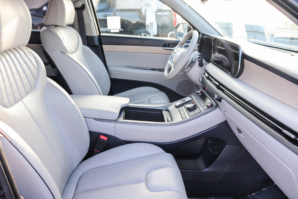 Used 2023 Hyundai Palisade Limited AWD/4WD image 20
