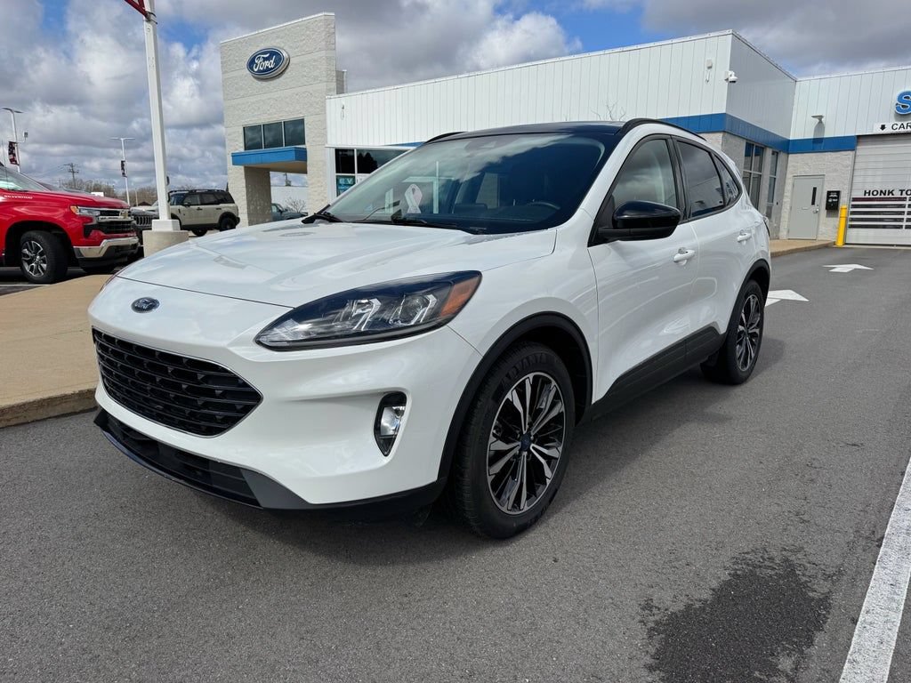 Certified 2022 Ford Escape SEL w/ SEL Stealth AWD Package image 4