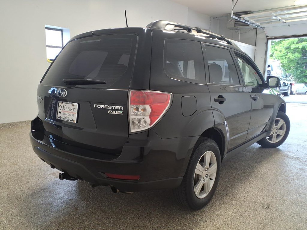 Used 2011 Subaru Forester 2.5X w/ Alloy Wheel Value Pkg AWD/4WD image 4