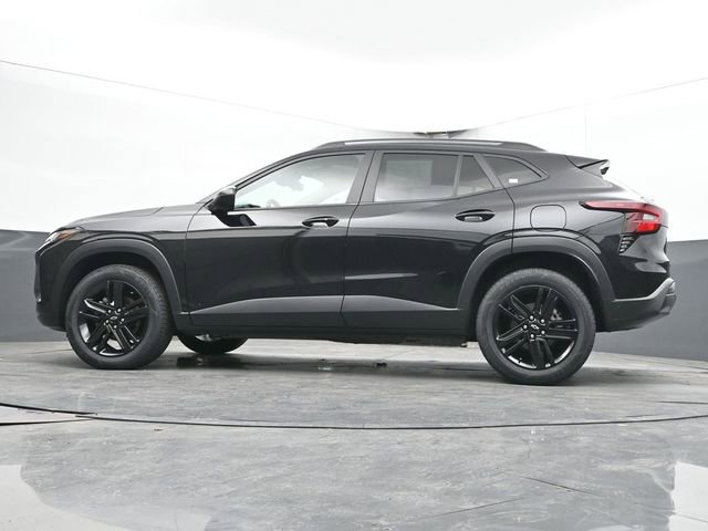 Used 2024 Chevrolet Trax ACTIV w/ Driver Confidence Package FWD image 46