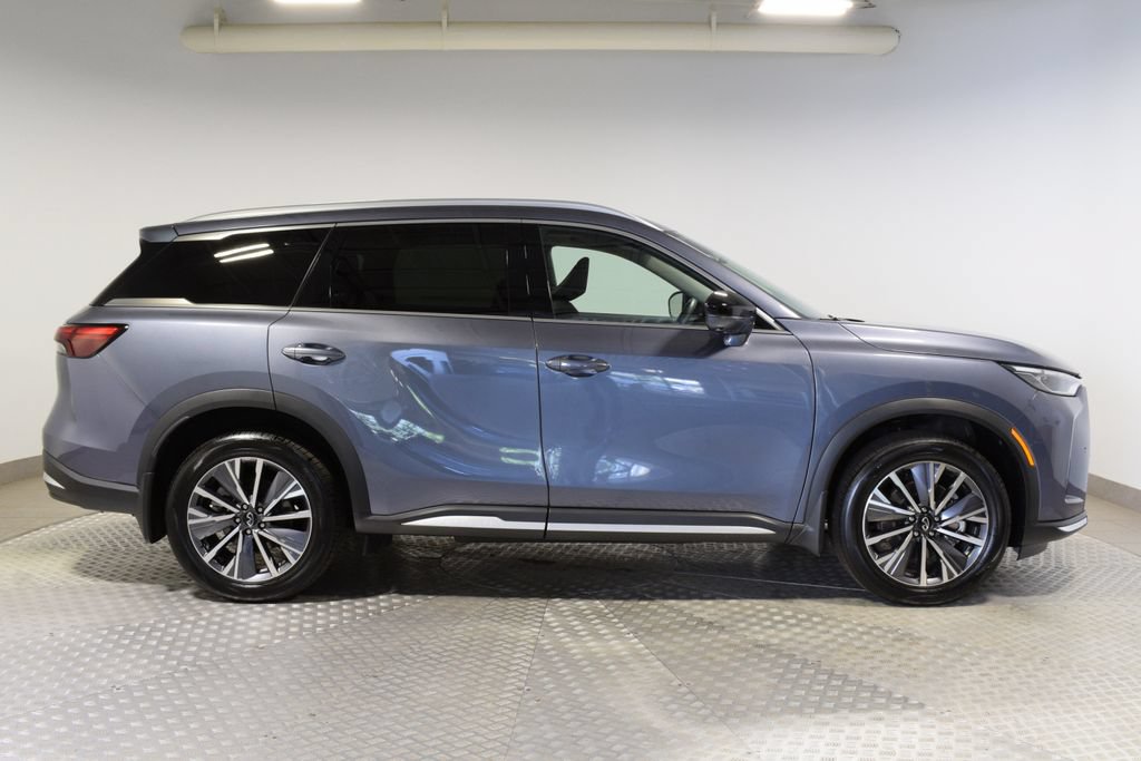 Certified 2026 INFINITI QX60 Luxe w/ Family Package AWD/4WD image 9