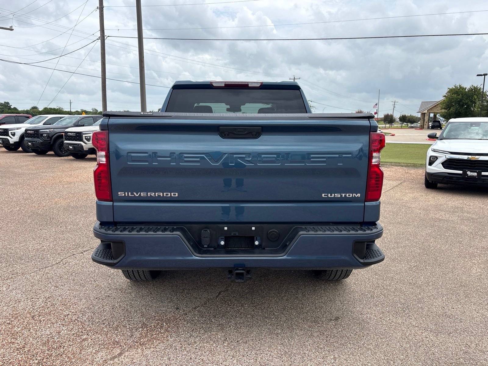 Used 2024 Chevrolet Silverado 1500 Custom RWD image 5
