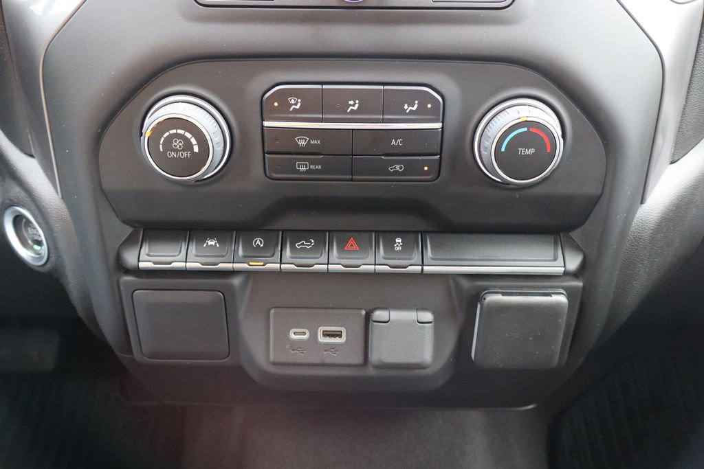 Used 2022 Chevrolet Silverado 1500 Custom w/ LPO, Dark Essentials Package image 11