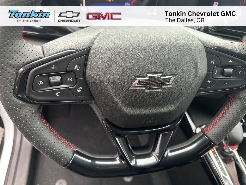 New 2025 Chevrolet Trax RS image 14