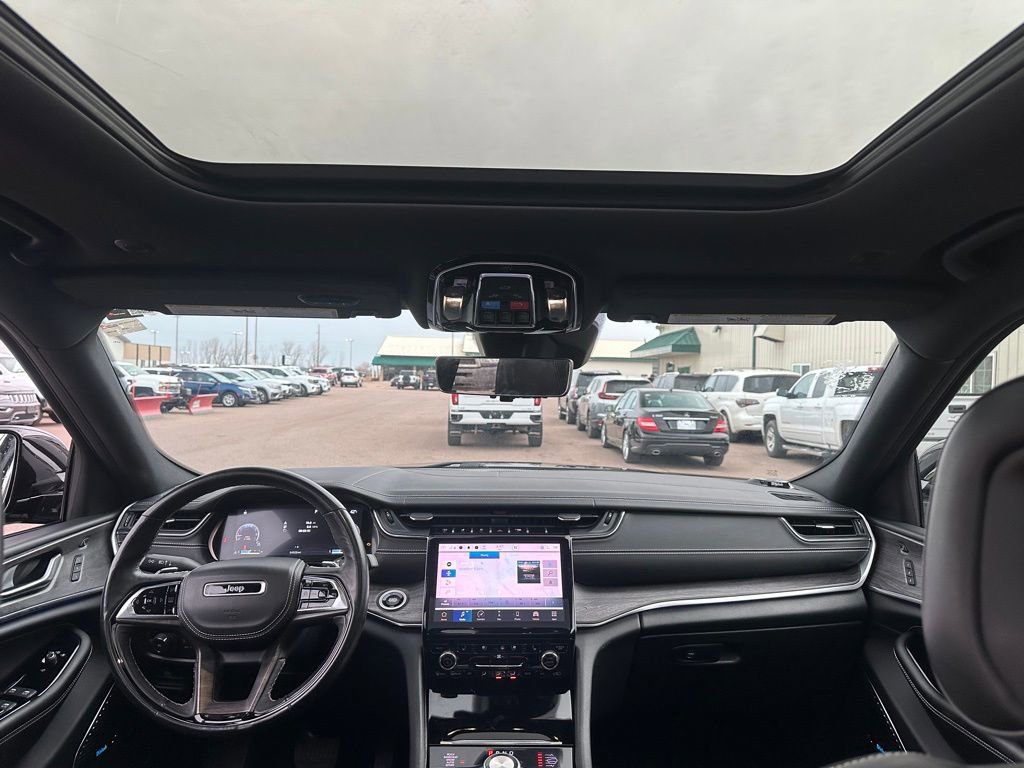 Used 2021 Jeep Grand Cherokee L Overland w/ Advanced Protech Group III image 27