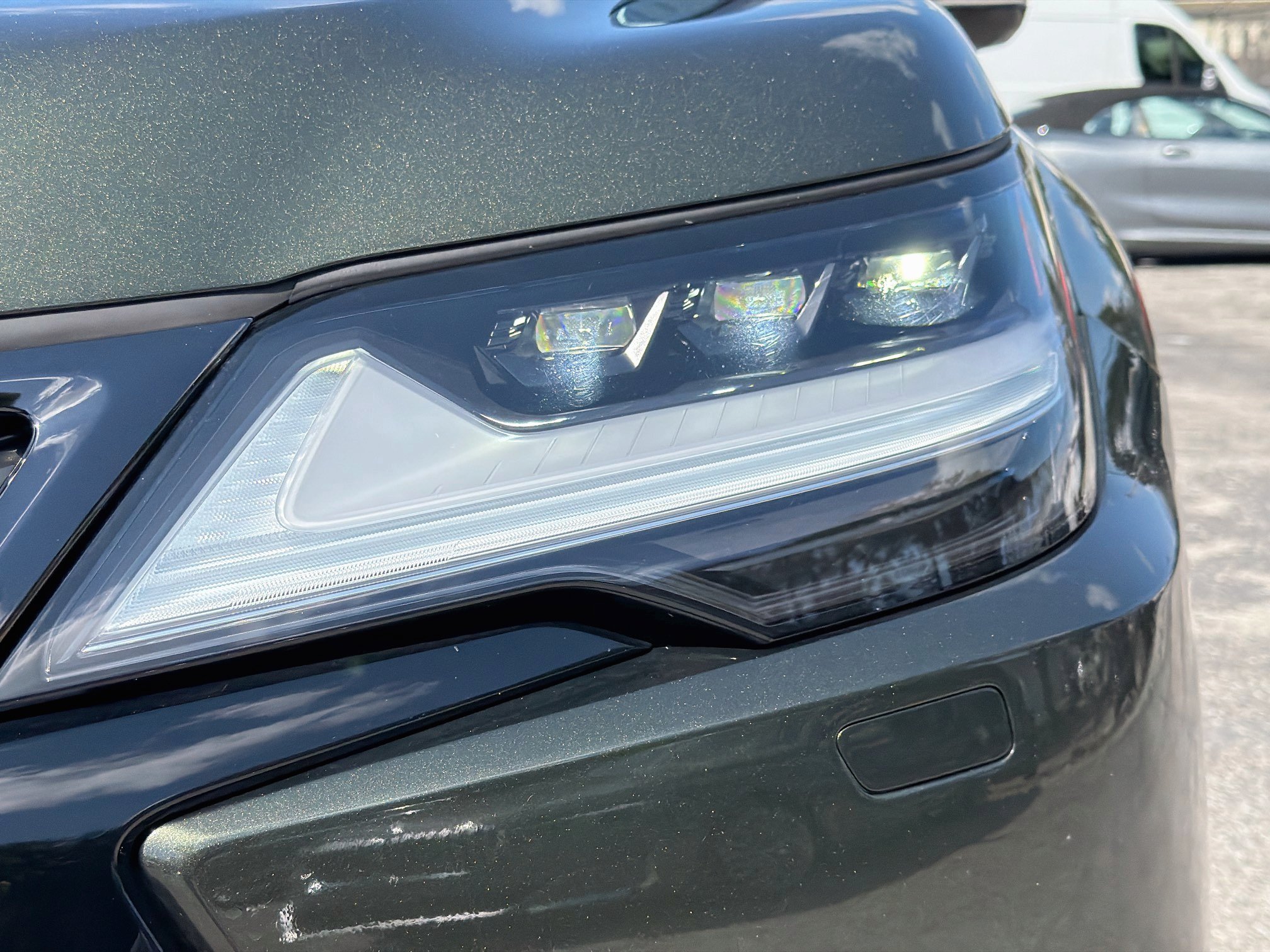 Used 2023 Lexus LX 600 F Sport w/ Accessory Package (Z1) AWD/4WD image 9