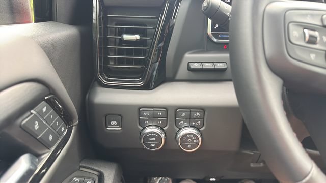 Used 2025 GMC Sierra 2500 AT4X w/ AT4X AEV Edition AWD/4WD image 20