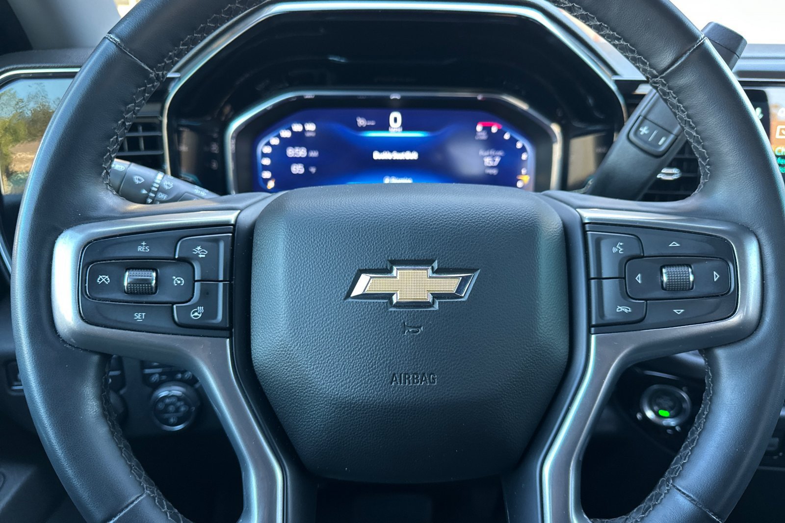 Used 2024 Chevrolet Silverado 2500 LTZ AWD/4WD image 21