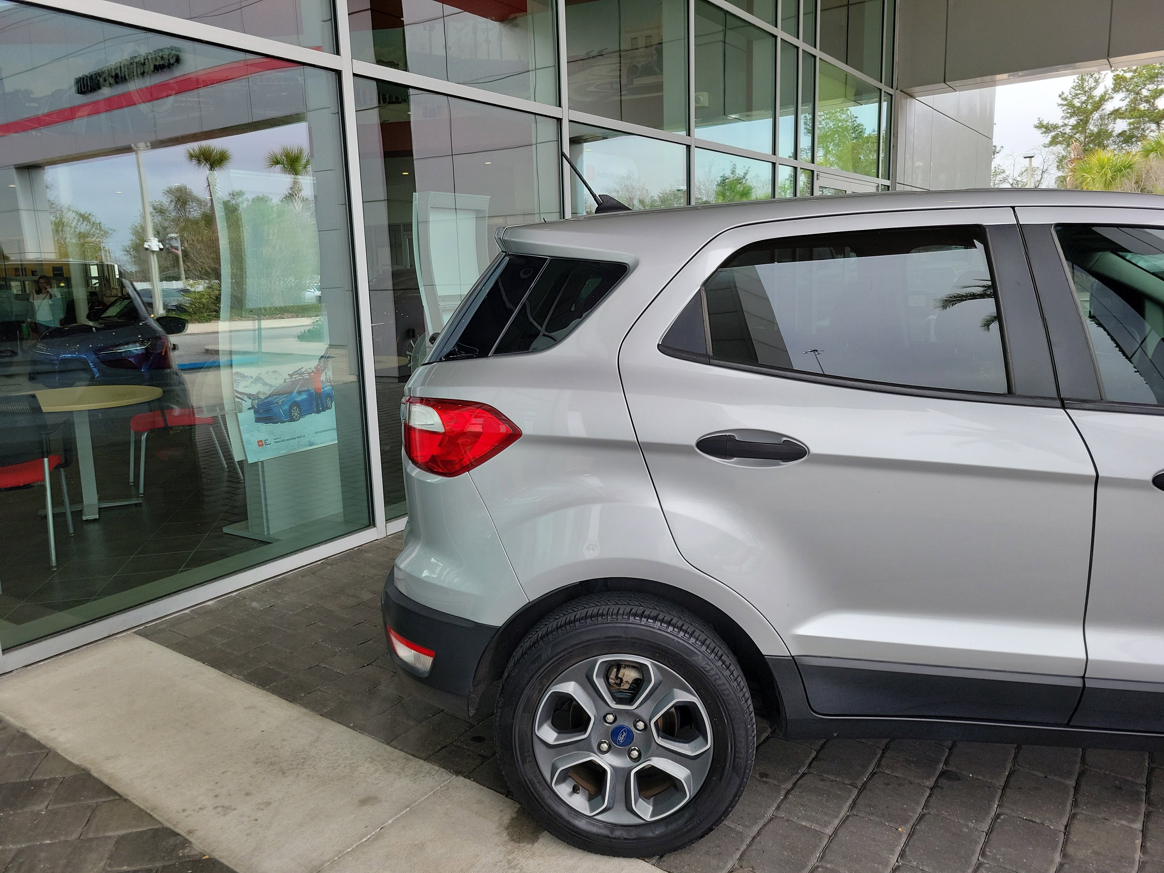 Used 2021 Ford EcoSport S image 6