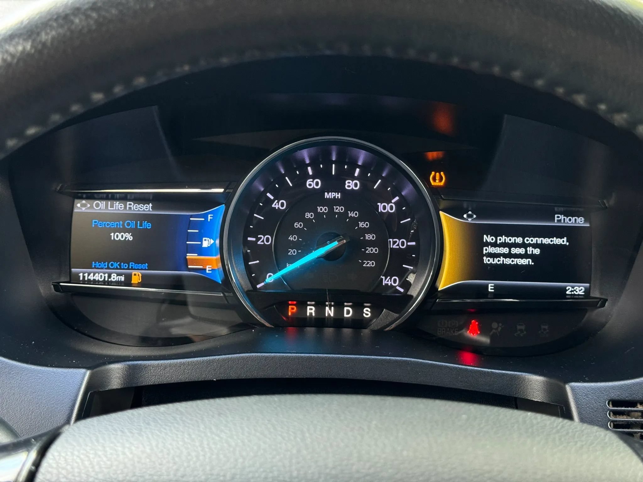 Used 2018 Ford Explorer XLT w/ Equipment Group 202A FWD image 14