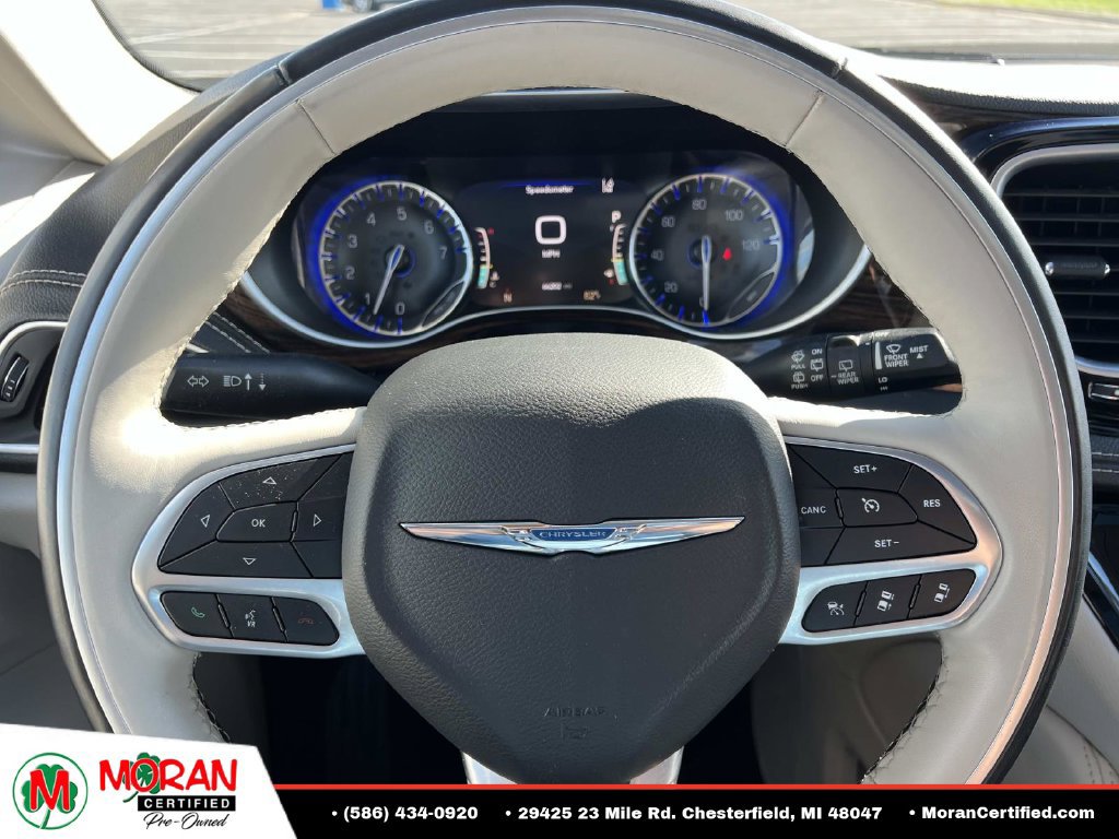 Used 2021 Chrysler Pacifica Limited AWD/4WD image 21