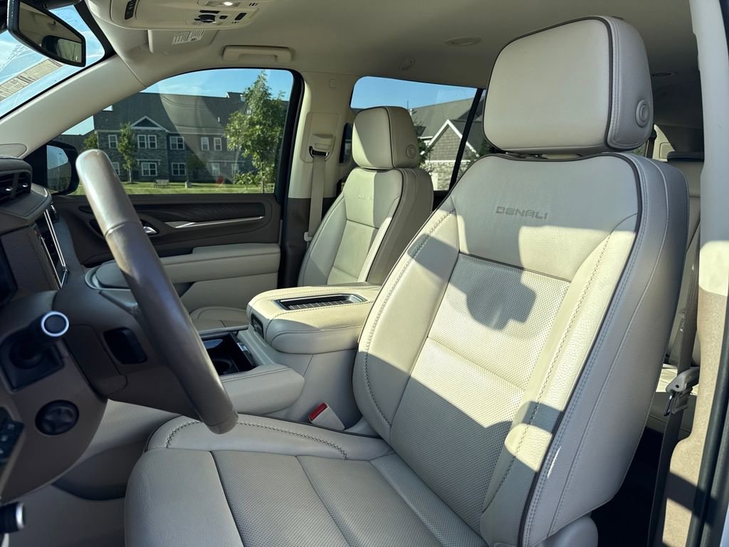 Used 2022 GMC Yukon Denali image 11