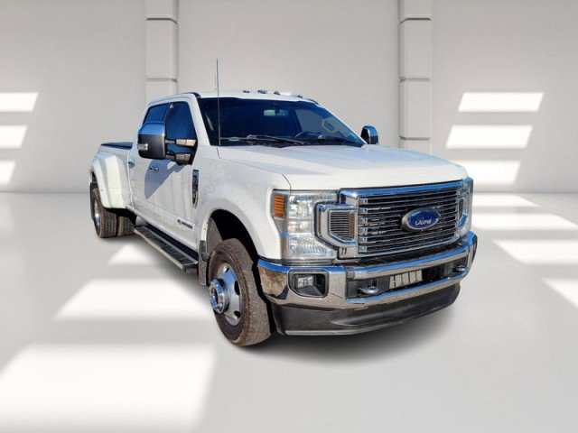 Used 2022 Ford F350 Lariat w/ Lariat Ultimate Package image 3