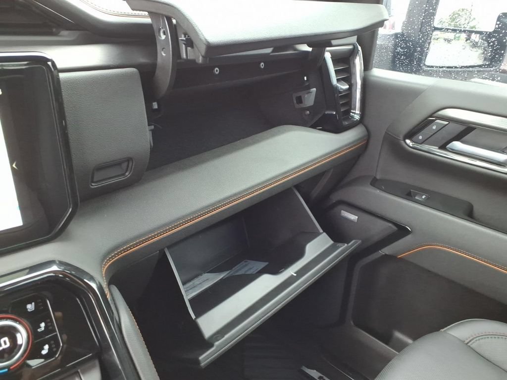 Used 2026 GMC Sierra 2500 AT4 w/ AT4 Premium Plus Package AWD/4WD image 33