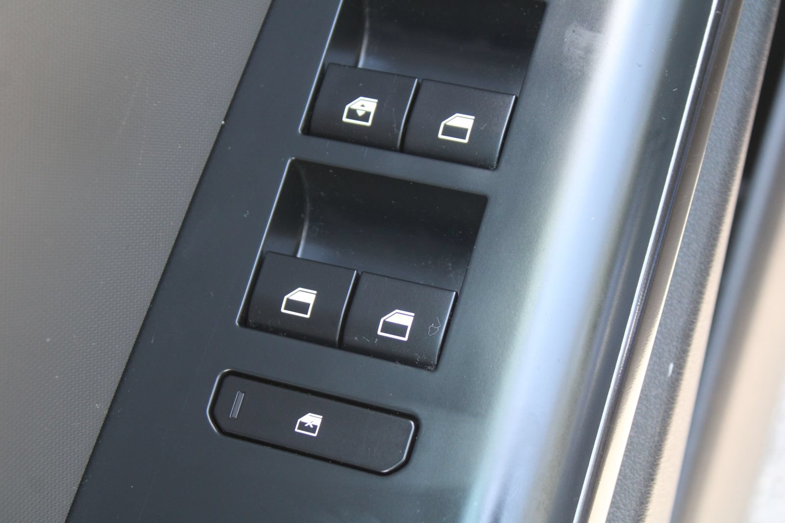 Certified 2025 Kia K4 FWD image 18