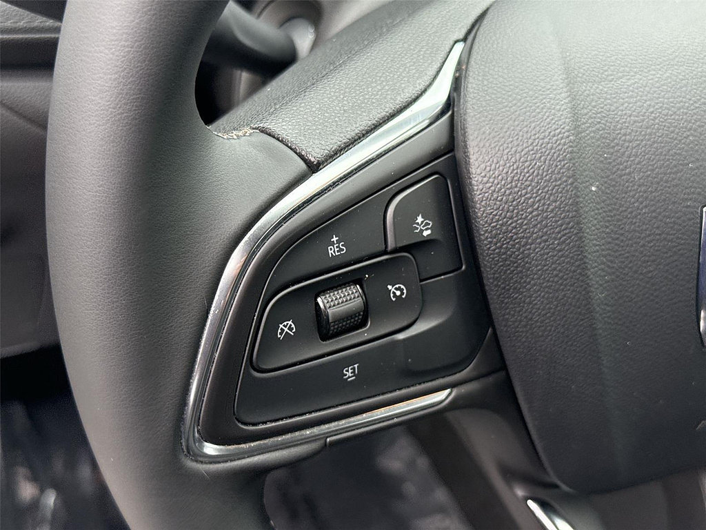 Used 2025 Buick Encore GX Preferred FWD image 31