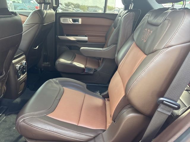 Used 2022 Ford Explorer King Ranch w/ Premium Technology Package AWD/4WD image 10