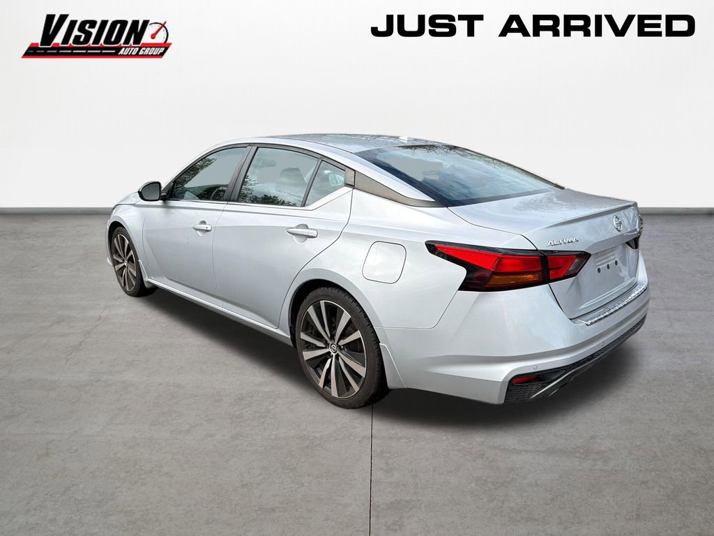 Used 2021 Nissan Altima 2.5 SR w/ SR Premium Package FWD image 7