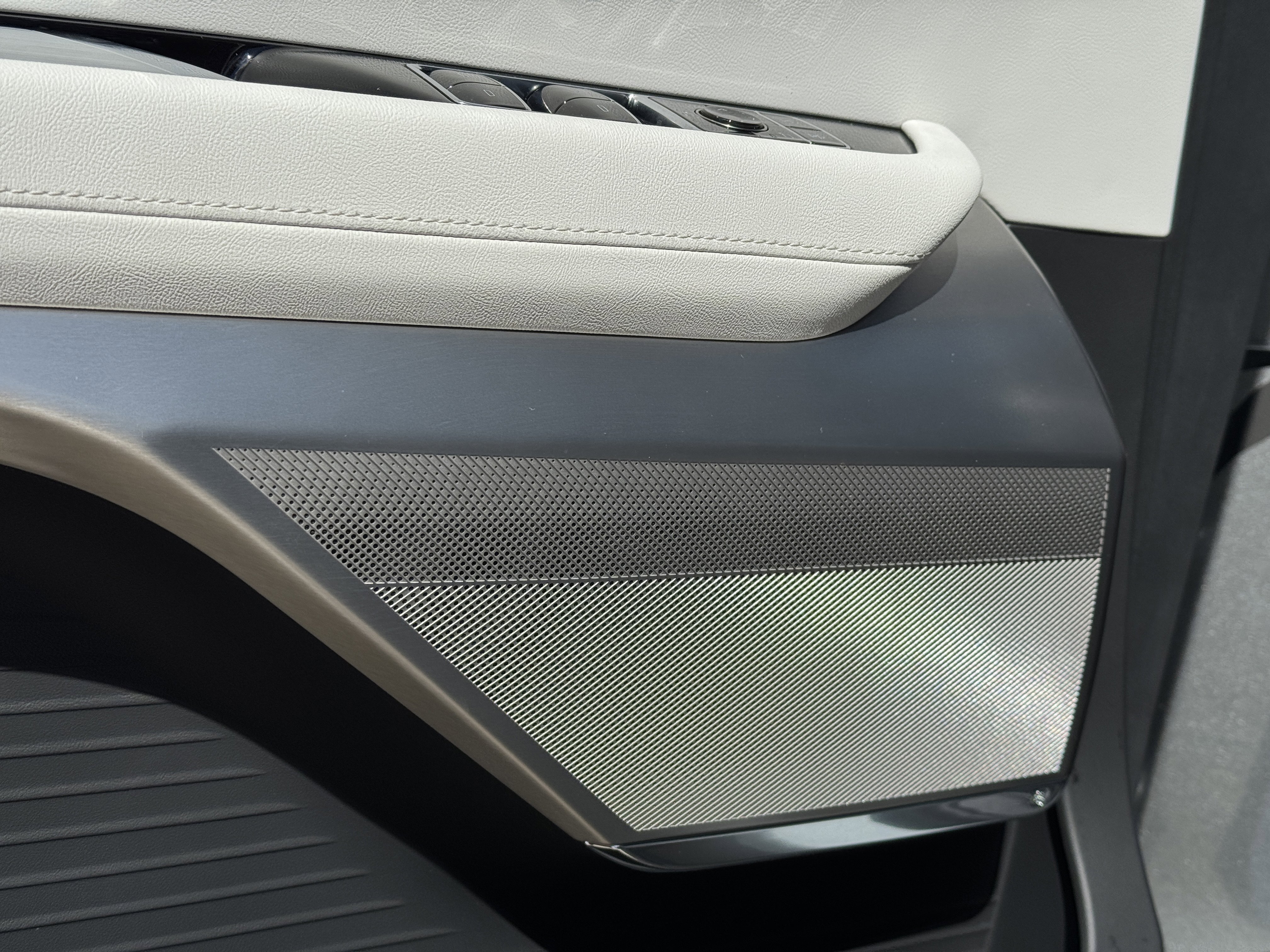 New 2026 Cadillac Vistiq Luxury image 20