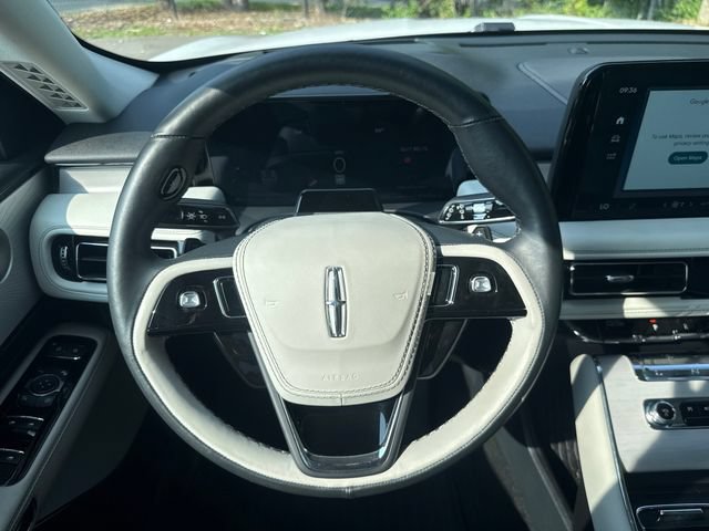 Used 2025 Lincoln Aviator Reserve w/ Equipment Group 201A AWD/4WD image 31