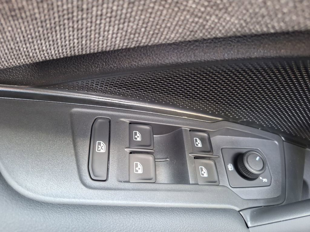 New 2026 Volkswagen Tiguan S image 19