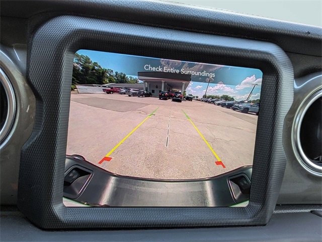 Used 2023 Jeep Gladiator Overland image 27