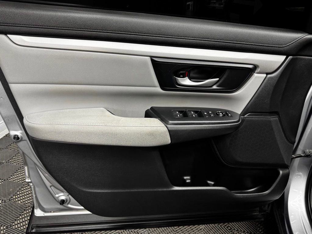 Used 2019 Honda CR-V LX image 37