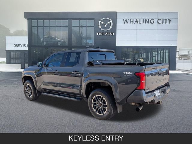 Used 2024 Toyota Tacoma TRD Sport w/ TRD Sport Premium Package AWD/4WD image 6