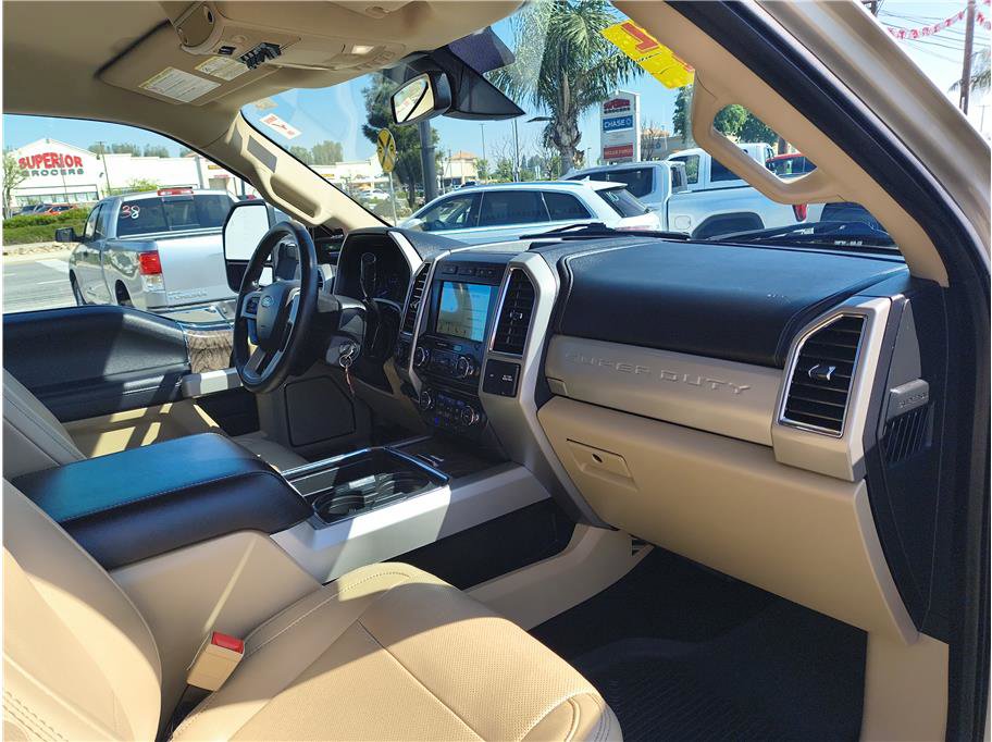 Used 2018 Ford F350 Lariat w/ Tow Technology Bundle image 12