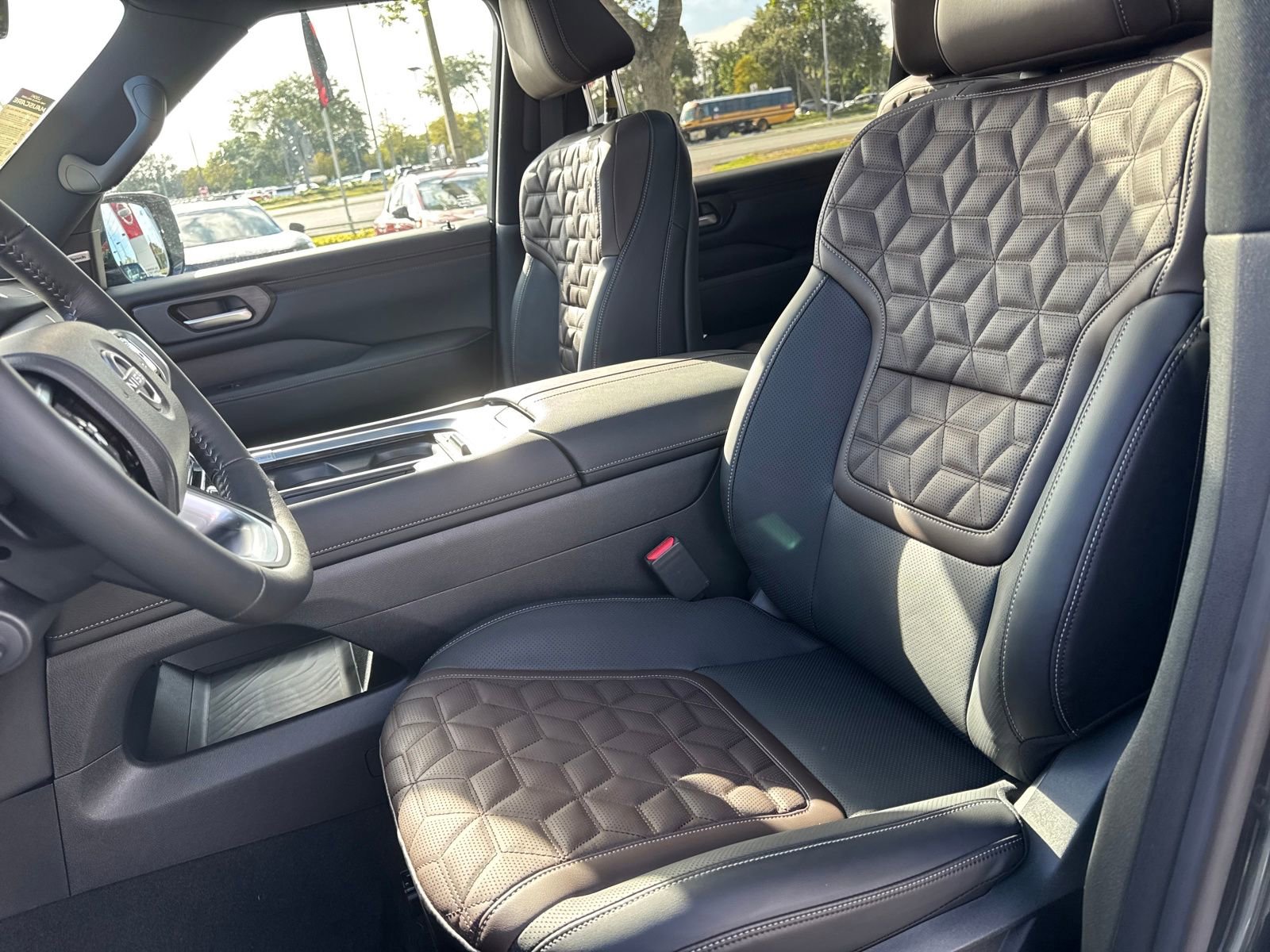 New 2026 Nissan Armada Platinum image 29