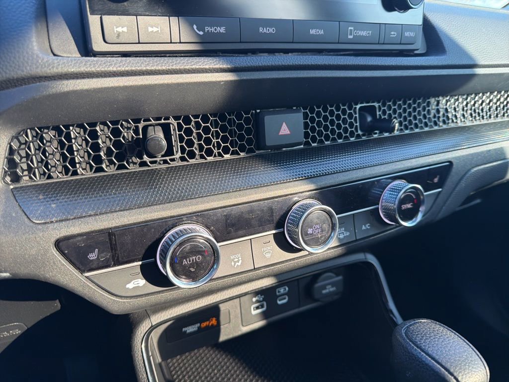 Certified 2024 Honda CR-V EX image 32