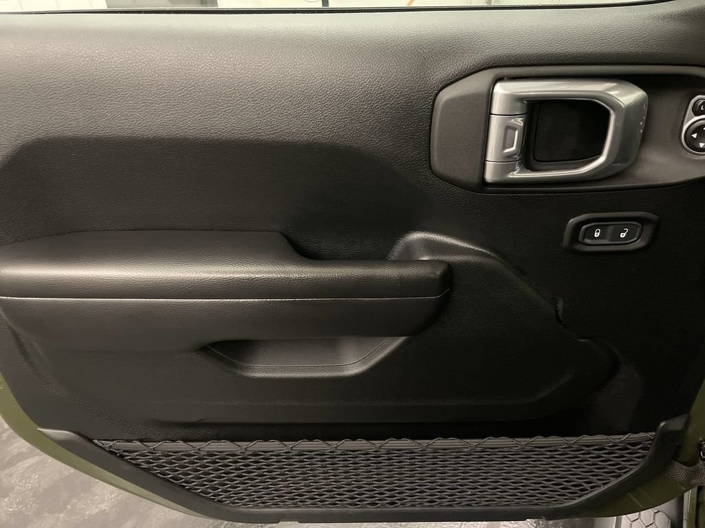 Used 2021 Jeep Wrangler Unlimited Sport AWD/4WD image 15