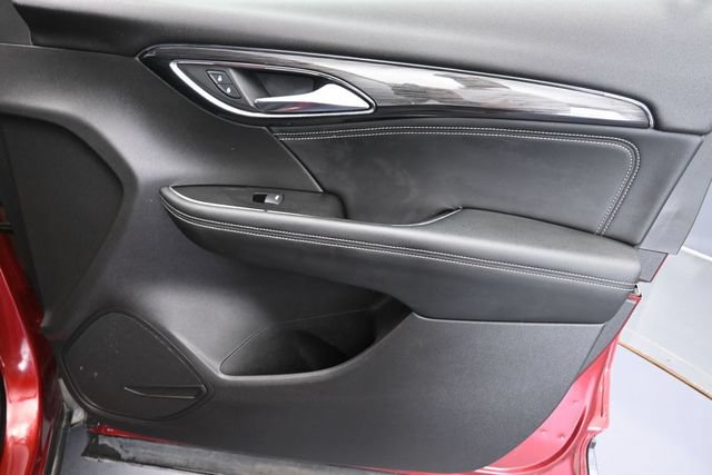 Used 2023 Buick Envision Essence w/ Sport Touring Package FWD image 31