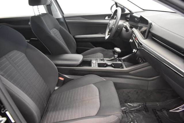 Used 2025 Kia K5 LXS FWD image 19