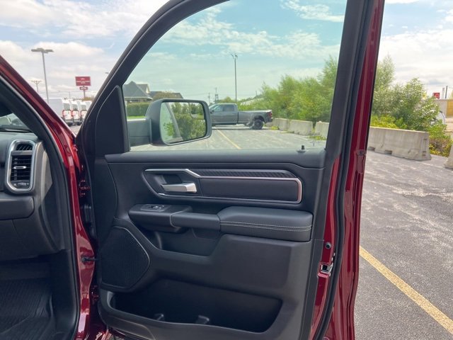 New 2026 RAM 1500 4x4 Crew Cab image 15