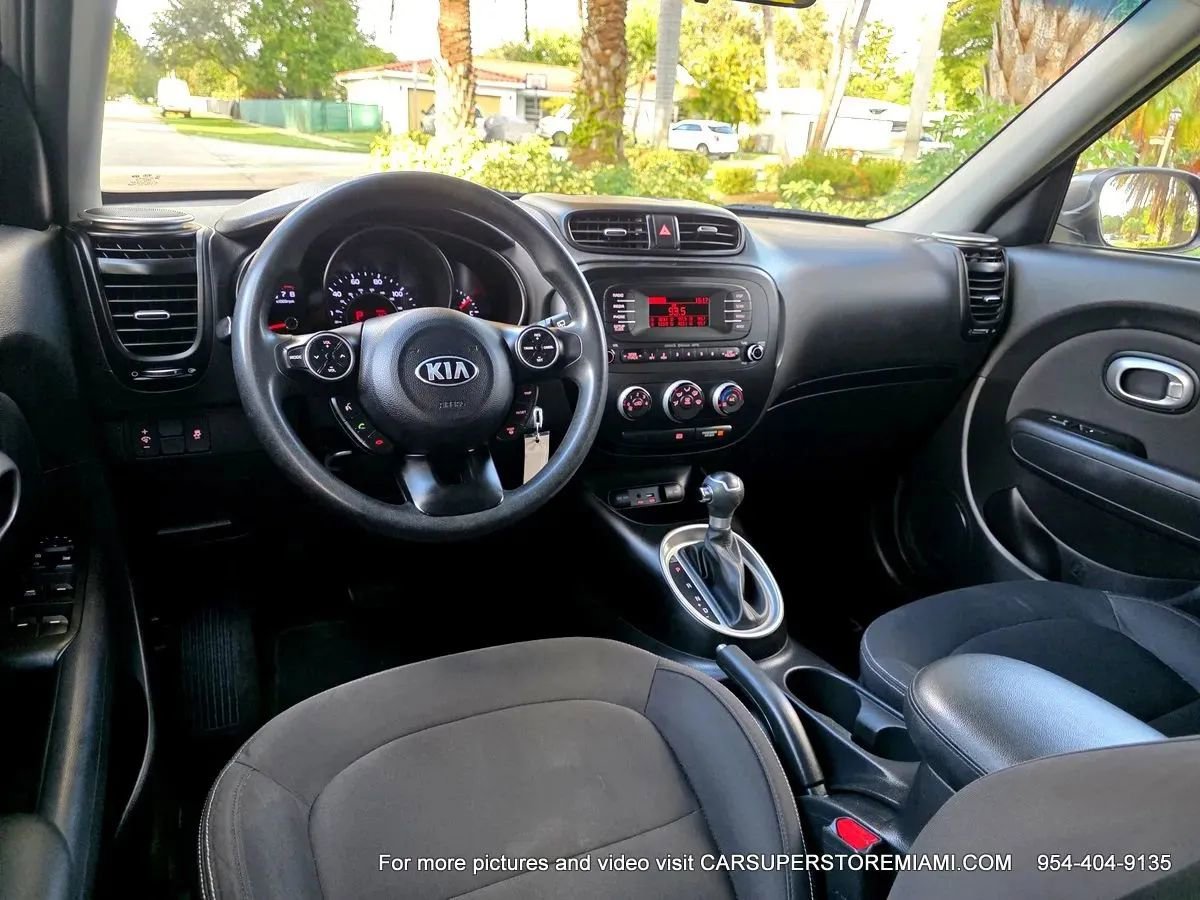 Used 2015 Kia Soul EV FWD image 23