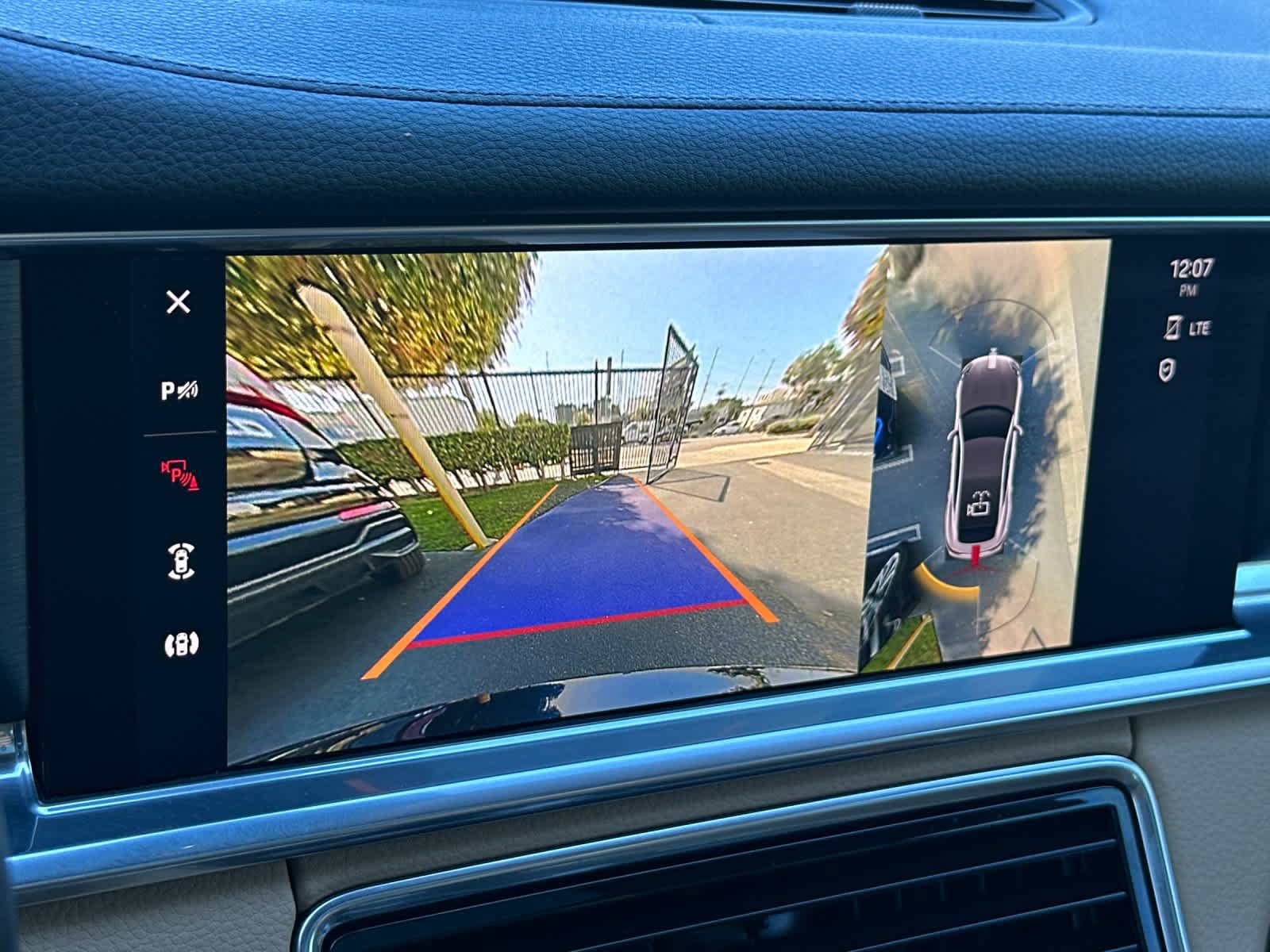 Certified 2022 Porsche Panamera 4 image 22
