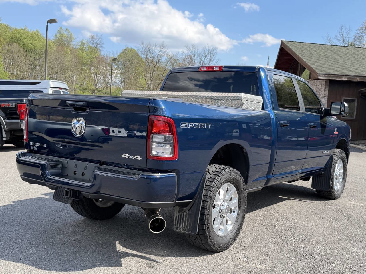 Used 2022 RAM 2500 Big Horn w/ Level 1 Equipment Group AWD/4WD image 4