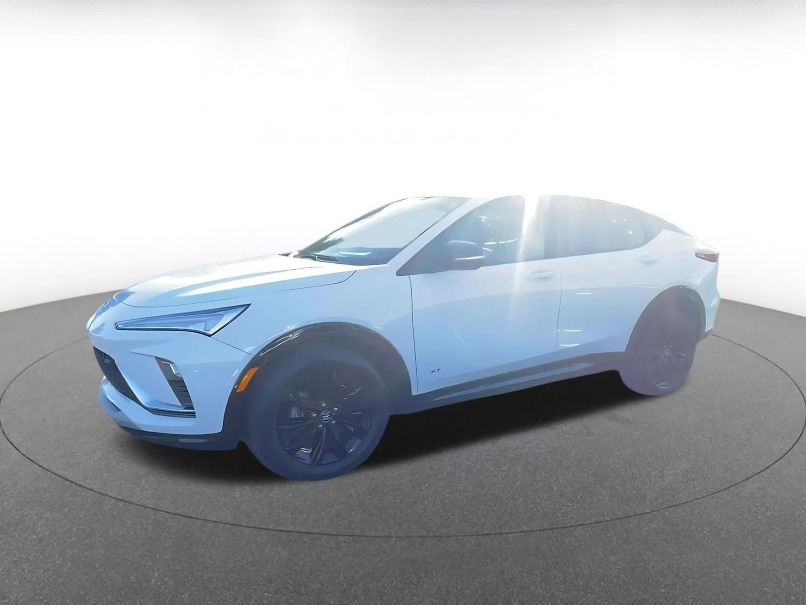 Used 2025 Buick Envista Sport Touring image 8