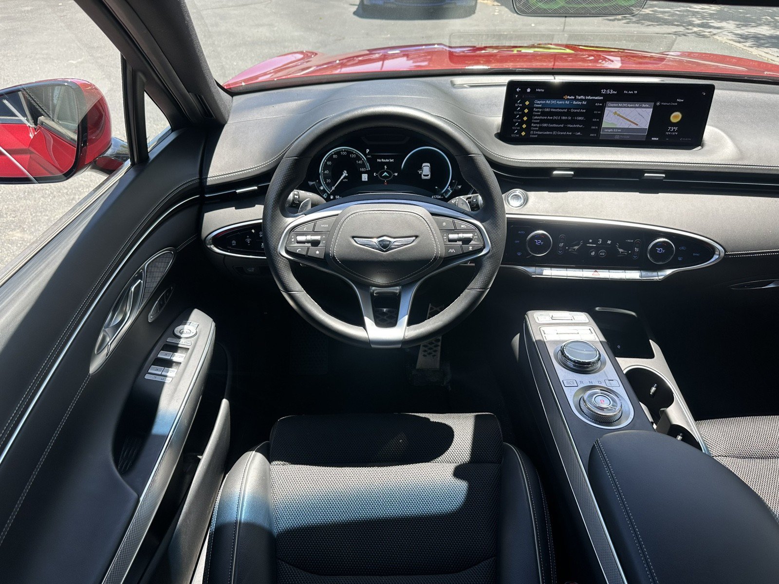 Used 2024 Genesis GV70 2.5T w/ Sport Prestige Package AWD/4WD image 16