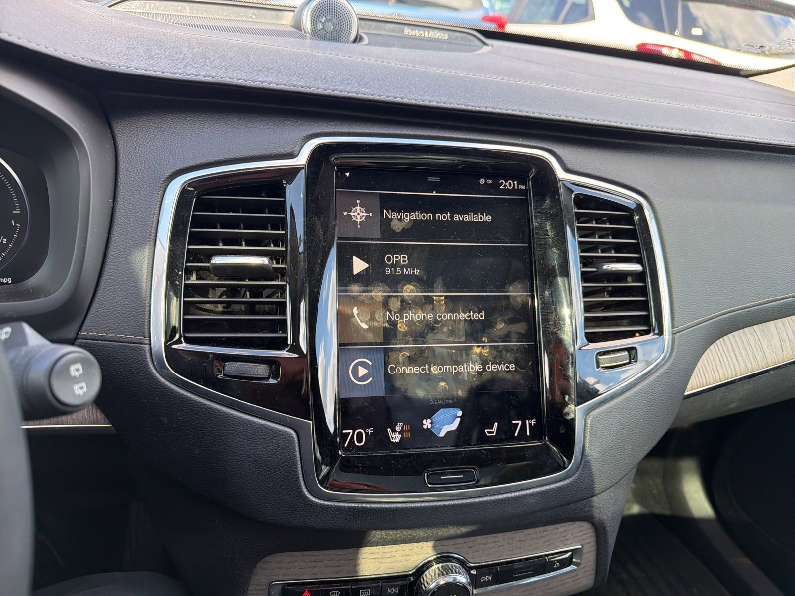 Used 2021 Volvo XC90 T8 Inscription w/ Lounge Package image 8