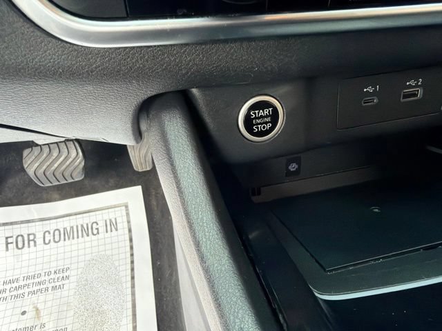 Used 2023 Nissan Rogue SV FWD image 18