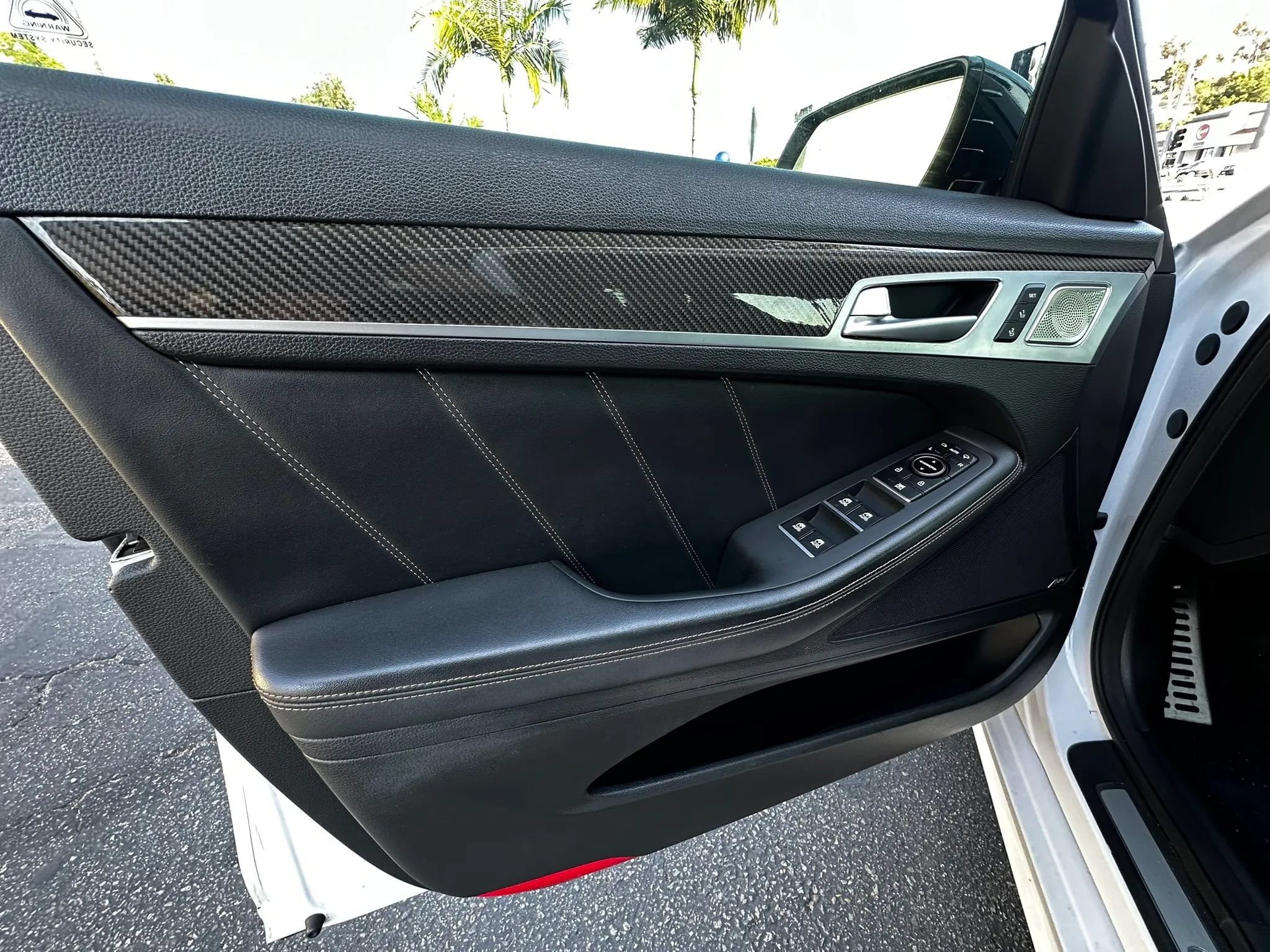 Used 2018 Genesis G80 3.3T Sport RWD image 30