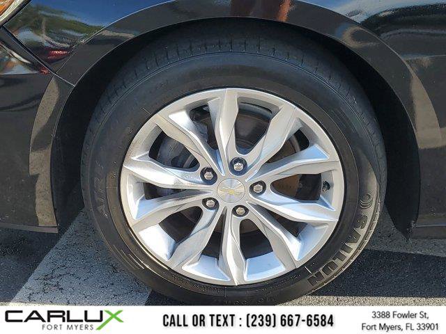 Used 2020 Chevrolet Malibu LT w/ Leather Package FWD image 8