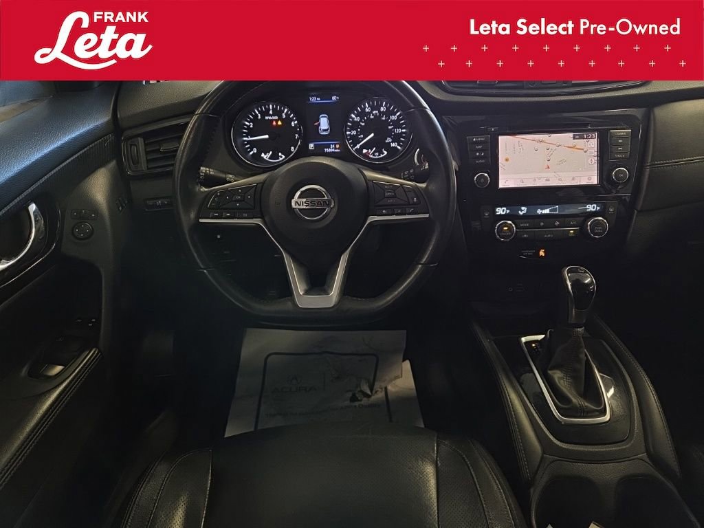 Used 2018 Nissan Rogue SL w/ Premium Package image 19