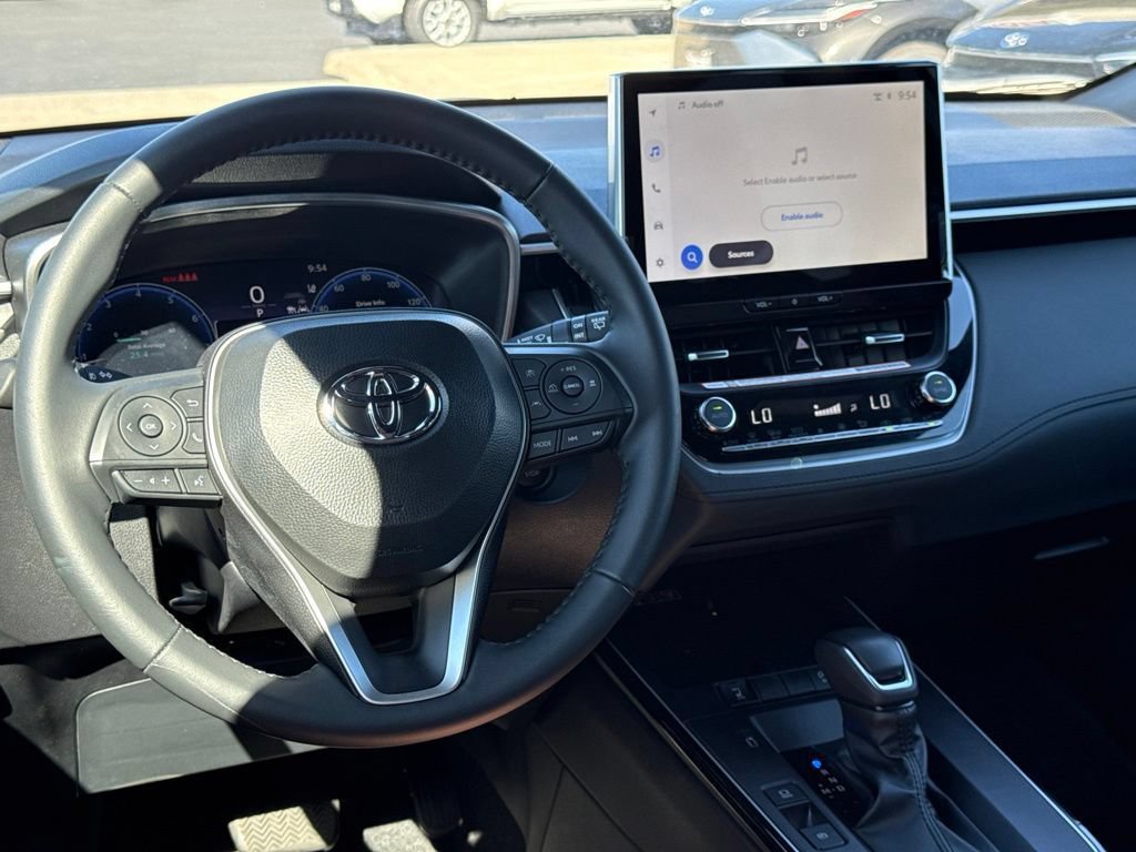 Used 2026 Toyota Corolla Cross XLE w/ Convenience Package FWD image 28