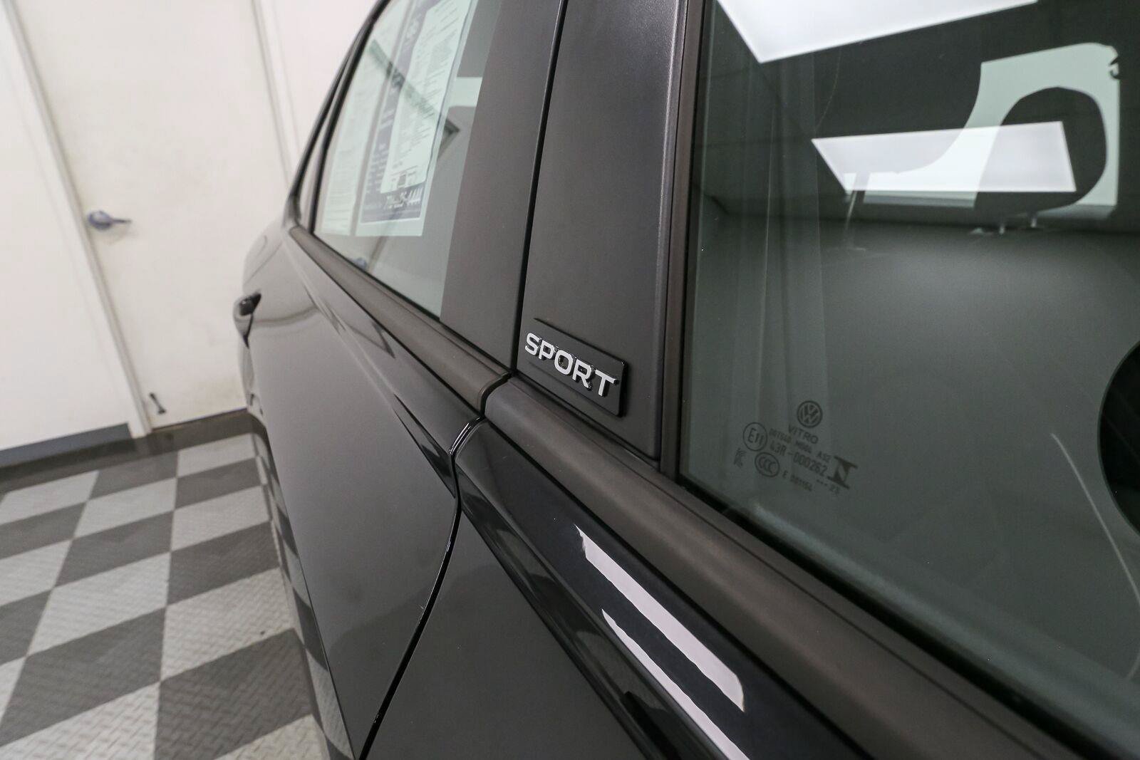 Certified 2023 Volkswagen Jetta Sport FWD image 10